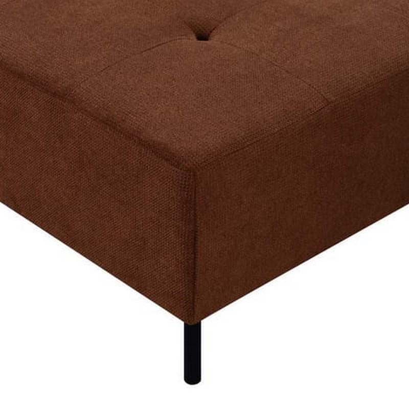 Fotpall In Living Stratham