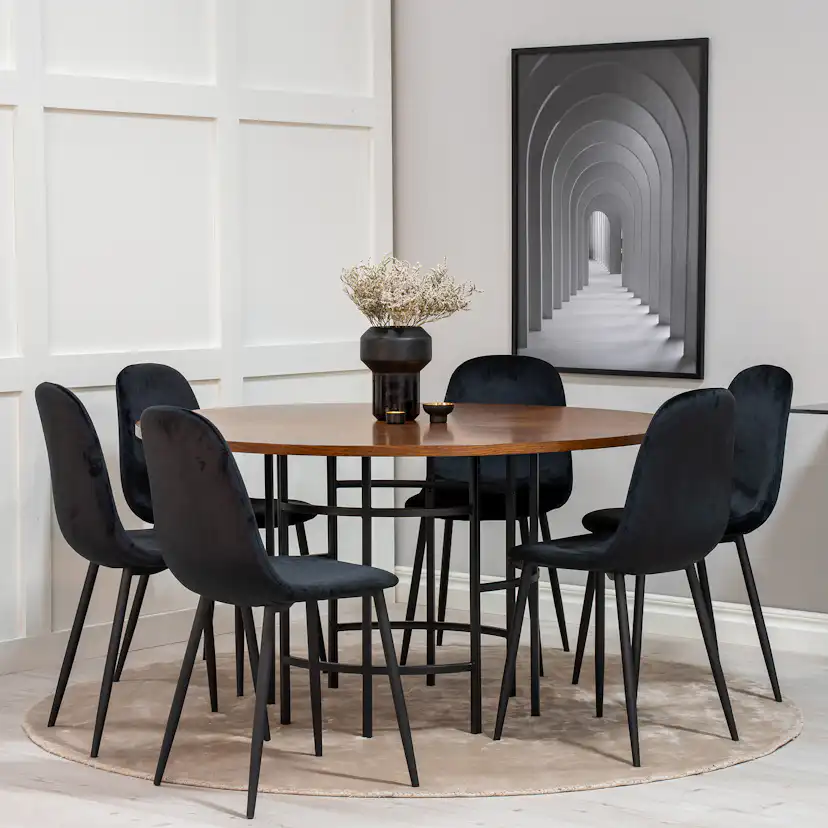 Matgrupp furniture/fashion Copenhagen med 6 Pobbie Stolar