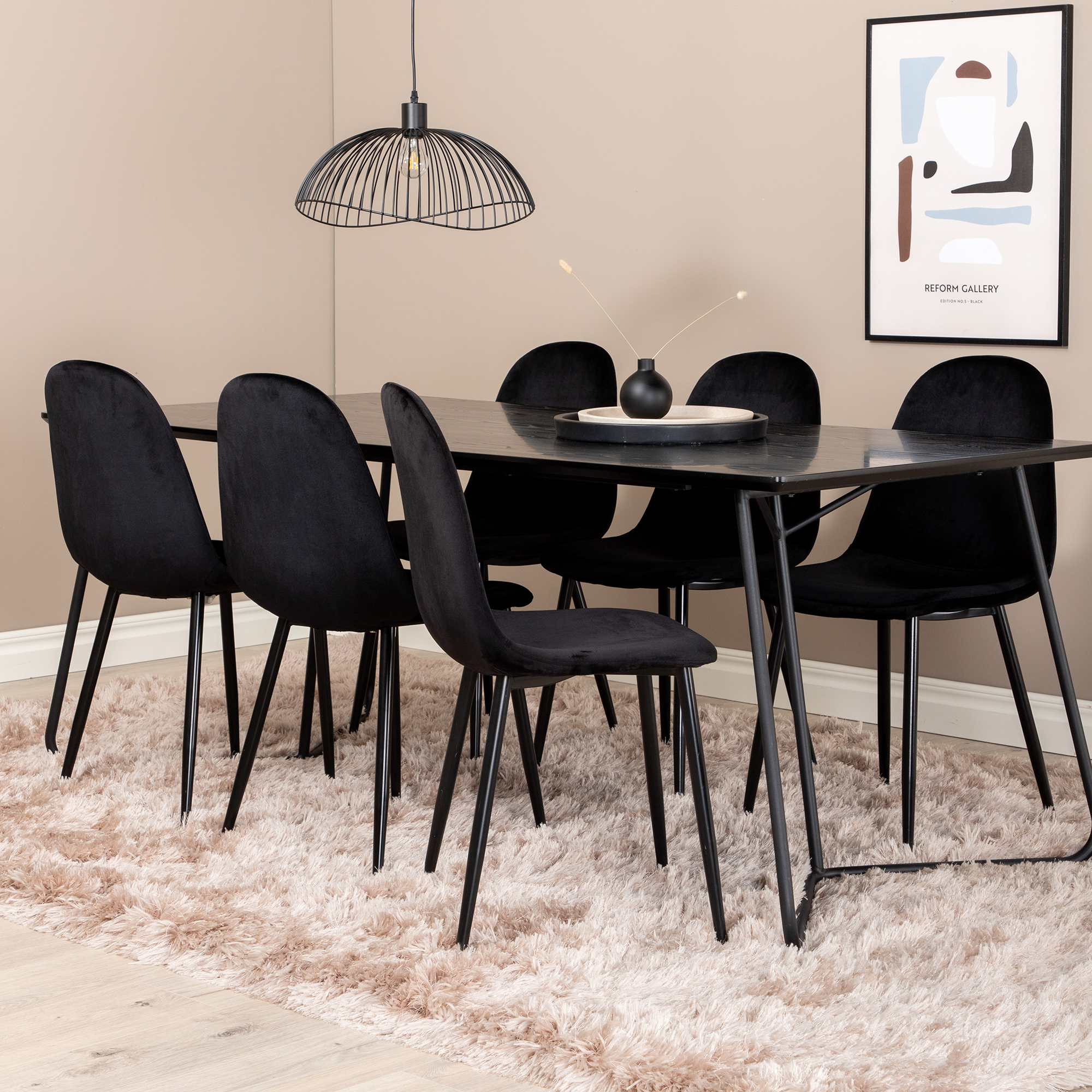 Matgrupp Venture Home Annika med 6 Pobbie Stolar Sammet