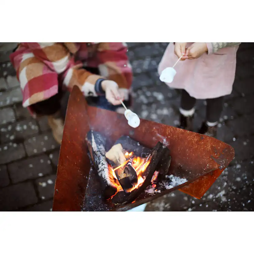 Eldfat Jabo Triangel Inkl Fat Corten 64x64x54 cm