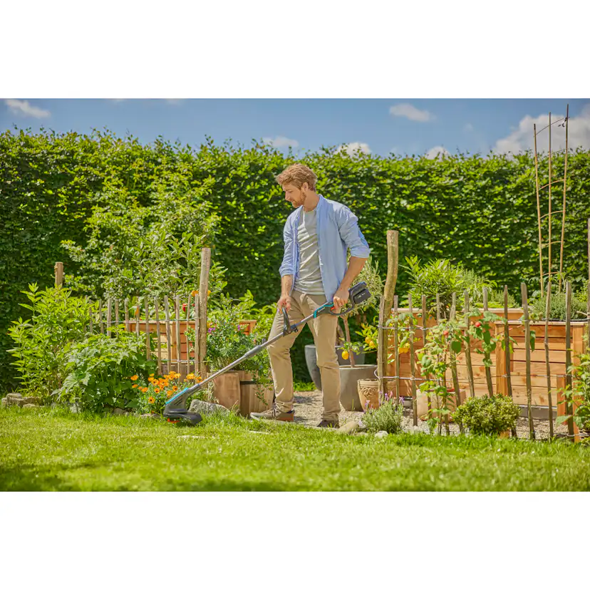 Trimmer Gardena PowerTrim 30/18V P4A Utan Batteri & Laddare