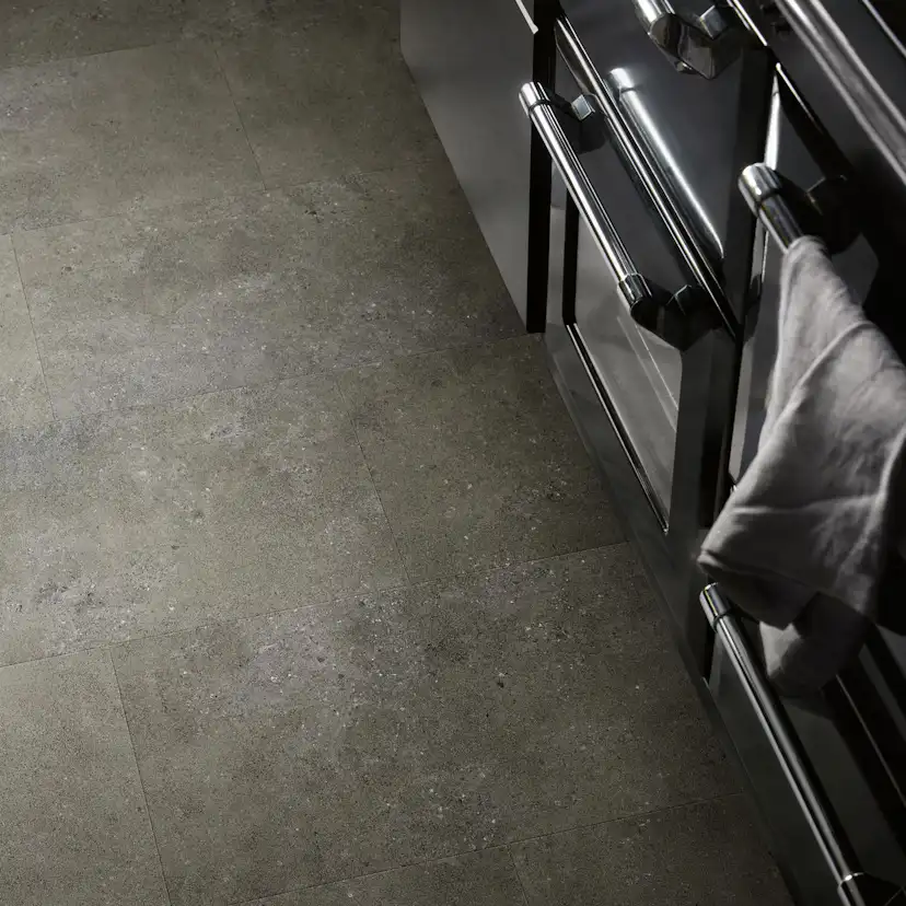 Vinylgolv Pergo Viskan Pad Pro Dark Gritty Stone