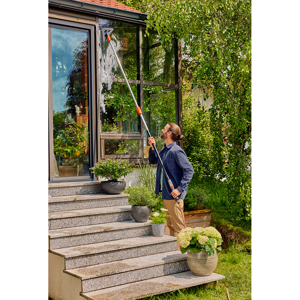 Vattenförande Teleskopskaft Gardena Cleansystem M-XL