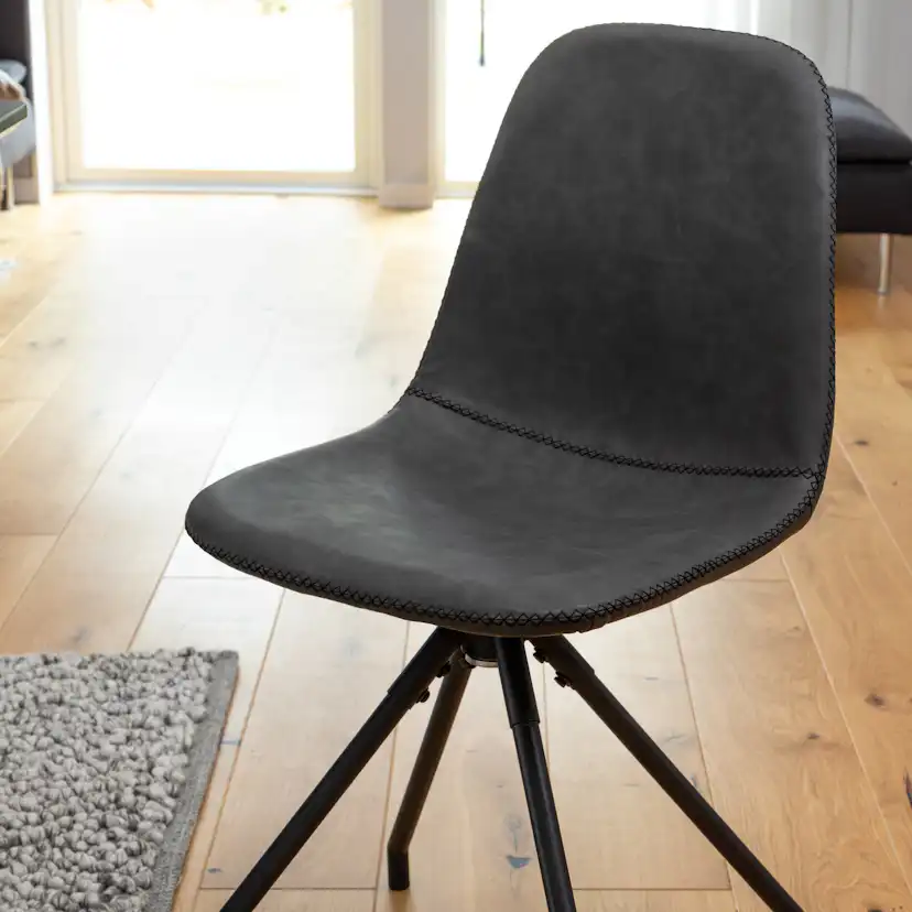 Matgrupp Venture Home Ina med 6 Pobbie Stolar