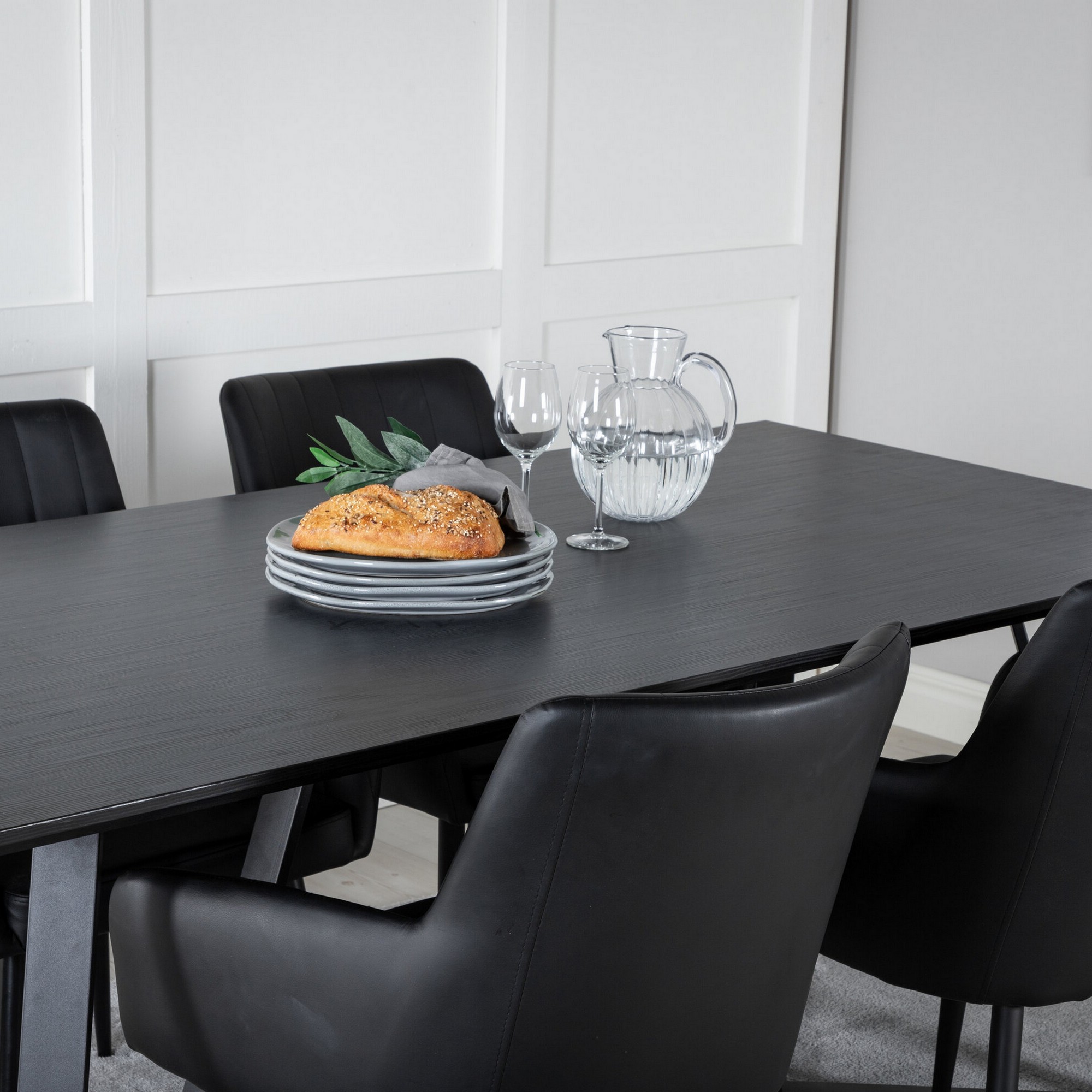 Marina Dining Table - Black top / Black Legs +Comfort - Dini Svart/Svart