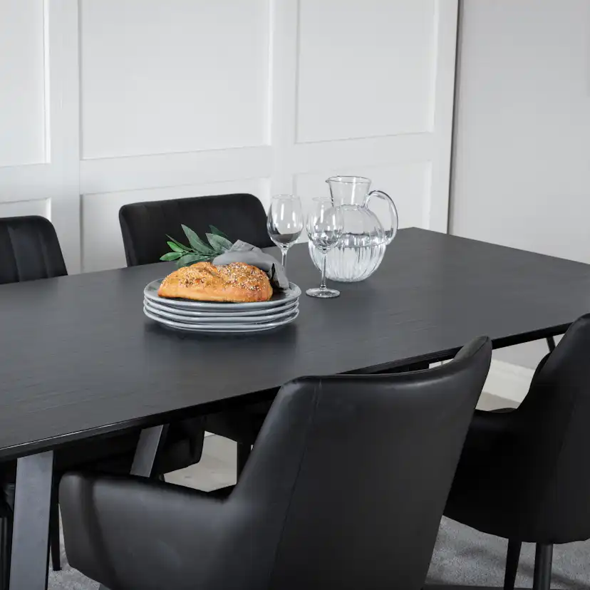 Marina Dining Table - Black top / Black Legs +Comfort - Dini Svart/Svart