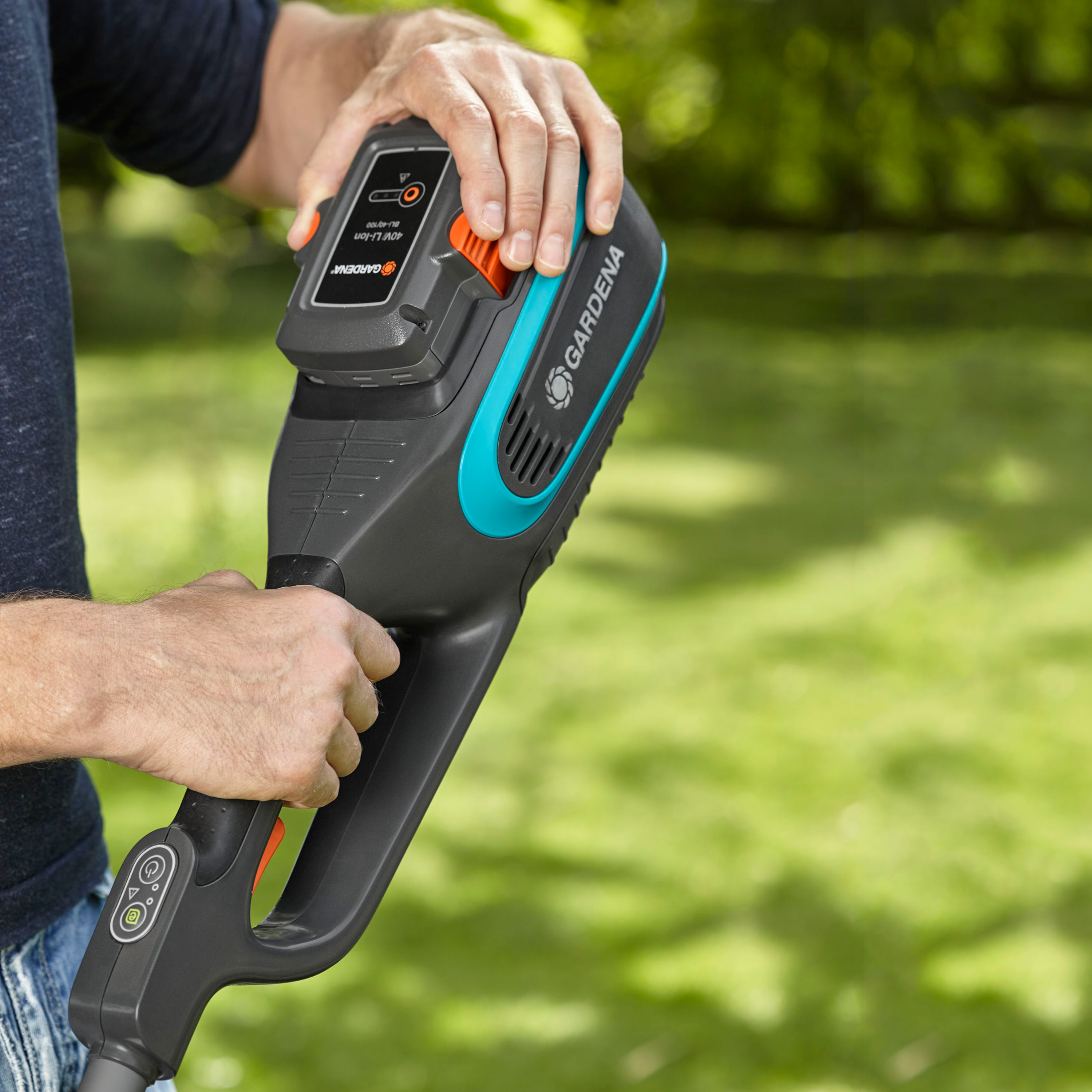 Trimmer Gardena PowerCut Li-40/30 Med Batteri