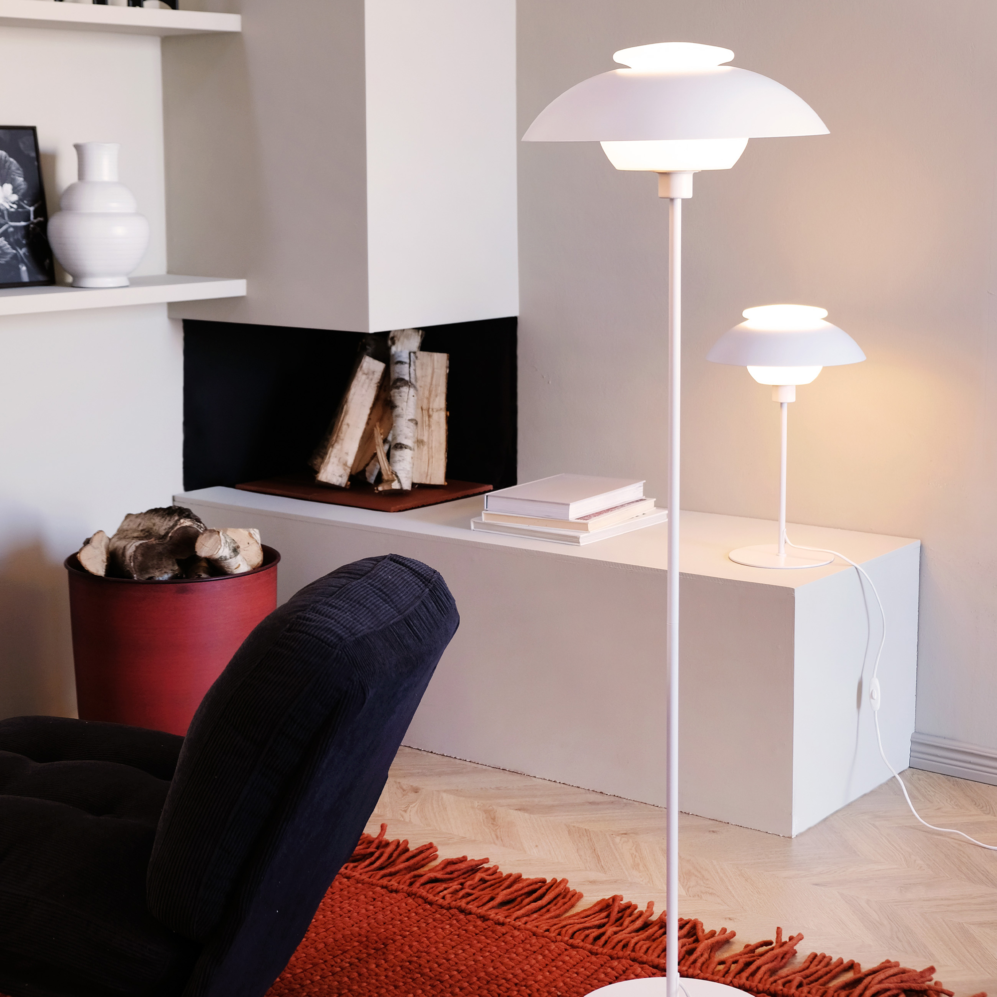 Bordslampa Dyberg Larsen Opus
