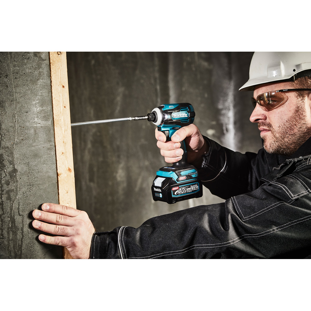 Slagskruvdragare Makita TD001GZ 40V XGT utan Batteri och Laddare