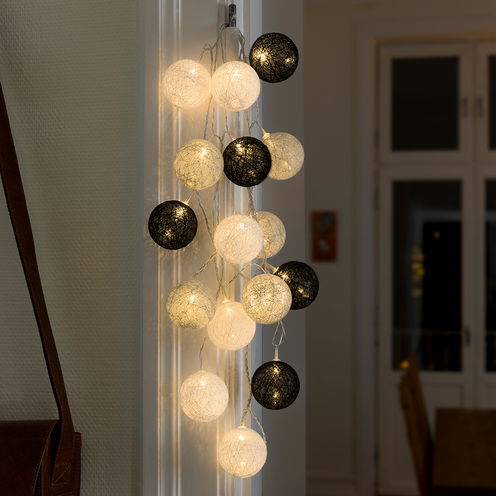 Ljusslinga 16 färgade garnbollar LED transp kabel 24V/IP20 Svart/Grå/Vit