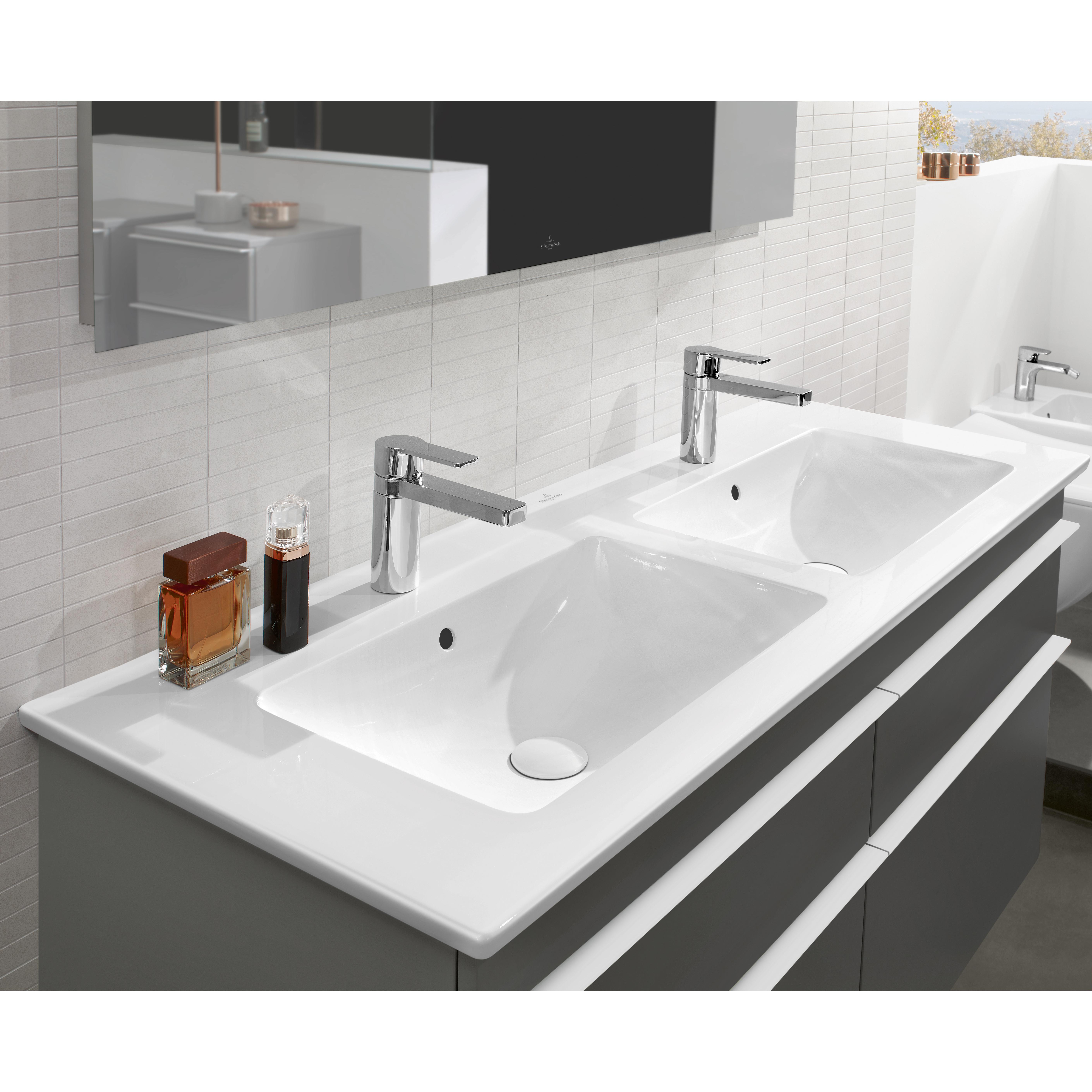 Tvättställ villeroy & Boch Venticello 4111DJR1 Vit Alpin CeramicPlus, Med Bräddavlopp, Utan Blandarhål, för Väggmonterad blandare