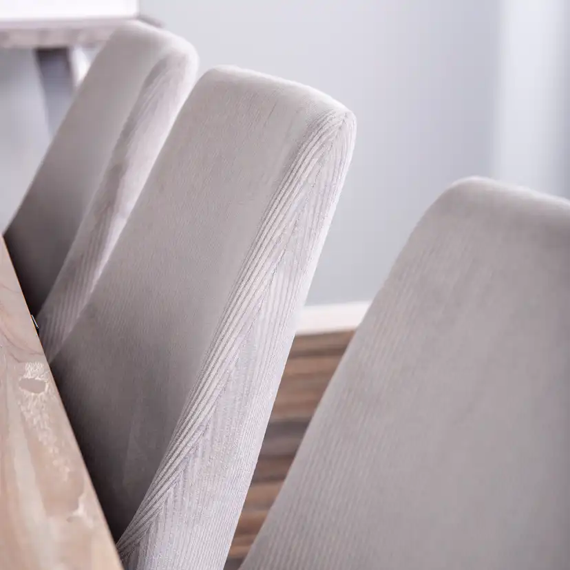 Matgrupp Venture Home Jenni med 6 Laura Stolar