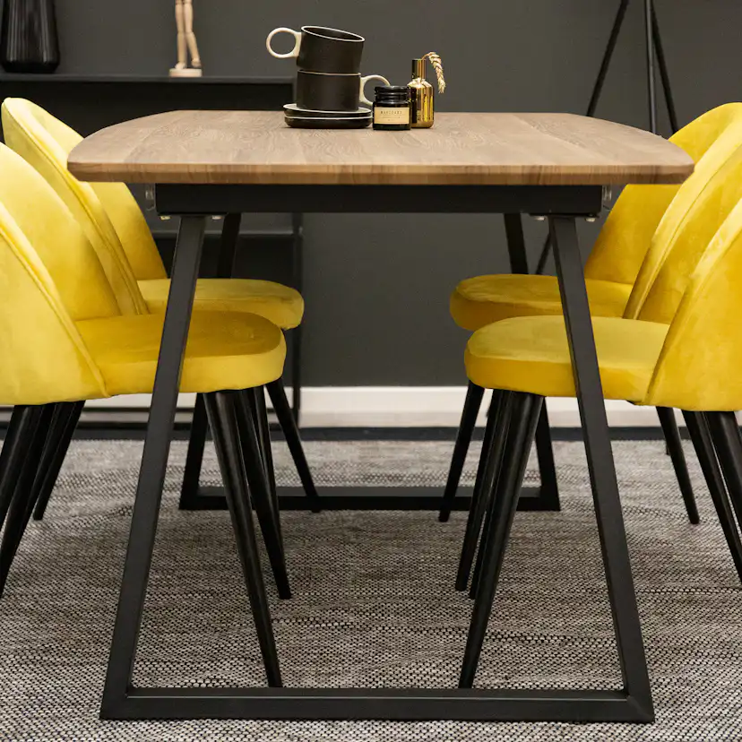 Matgrupp Venture Home Ina med 6 Valentina Stolar