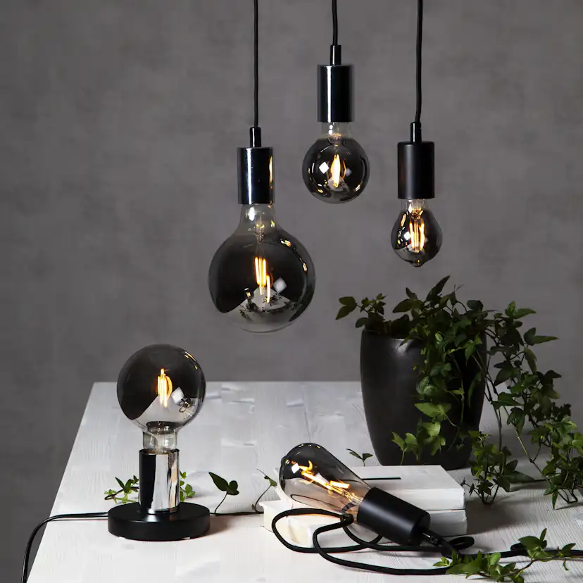 LED-lampa Star Trading Plain Smoke E27 G80