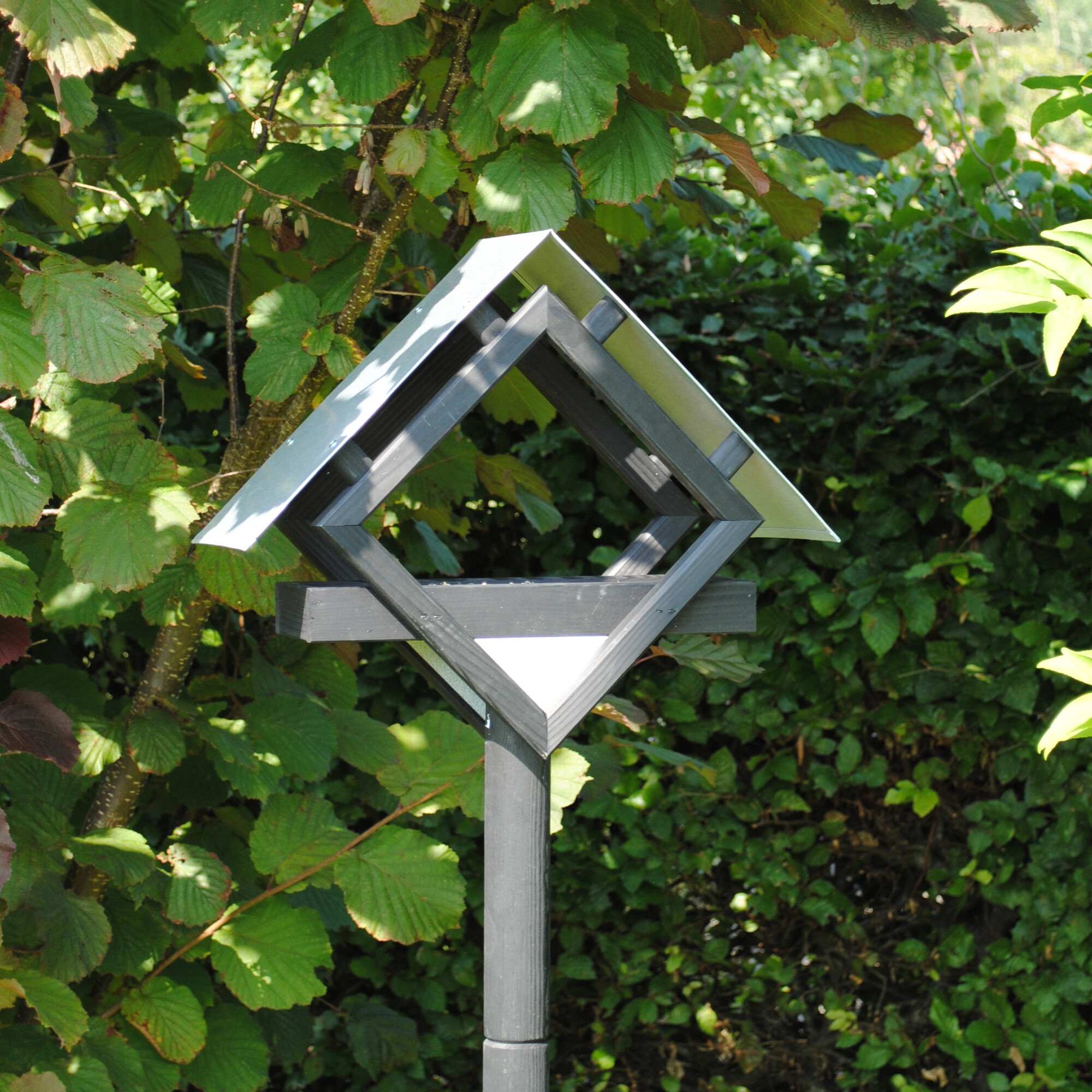 Fågelmatare Hortus Furu Zink Med Stativ