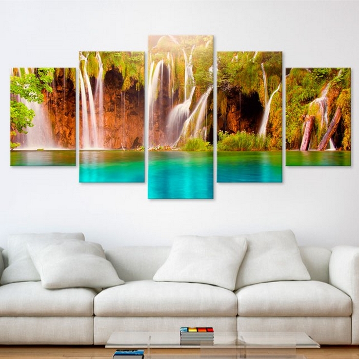 Tavla Arkiio Forest Waterfall