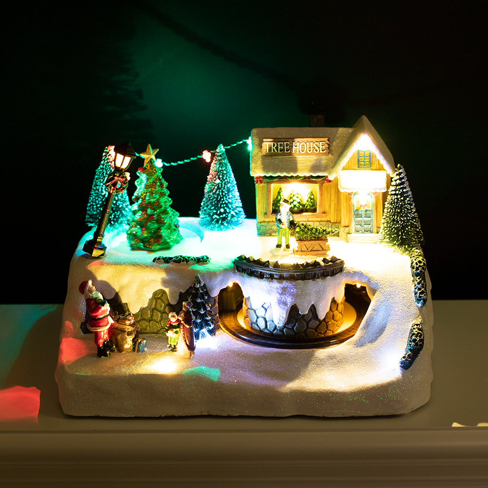 Julby Nordic Winter Treehouse Town