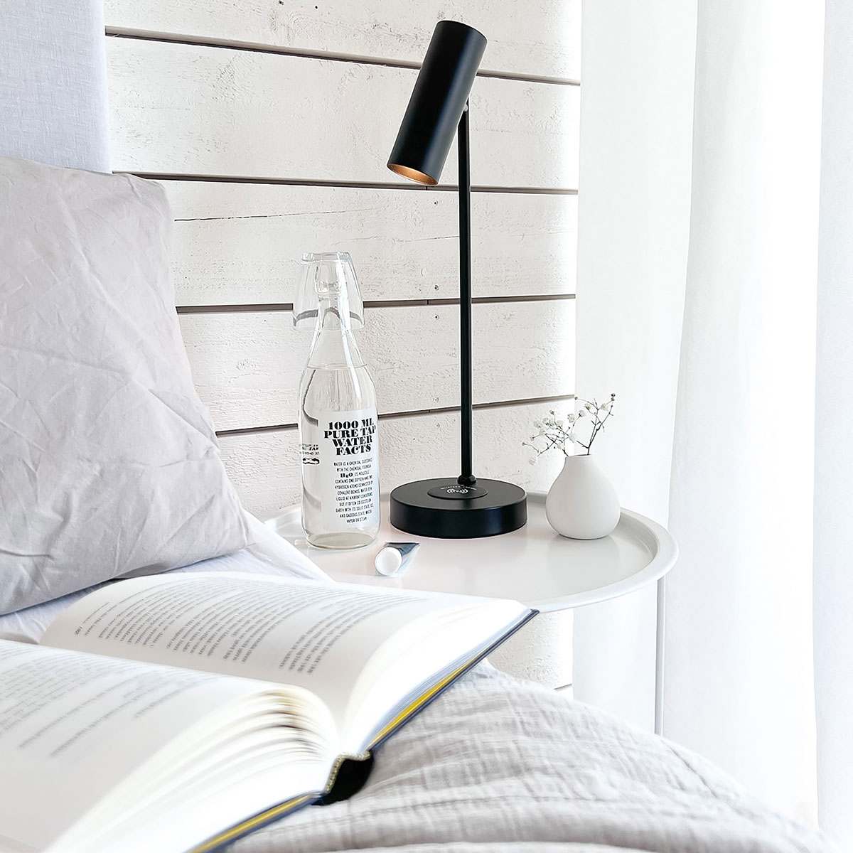 Bordslampa Aneta Tabela