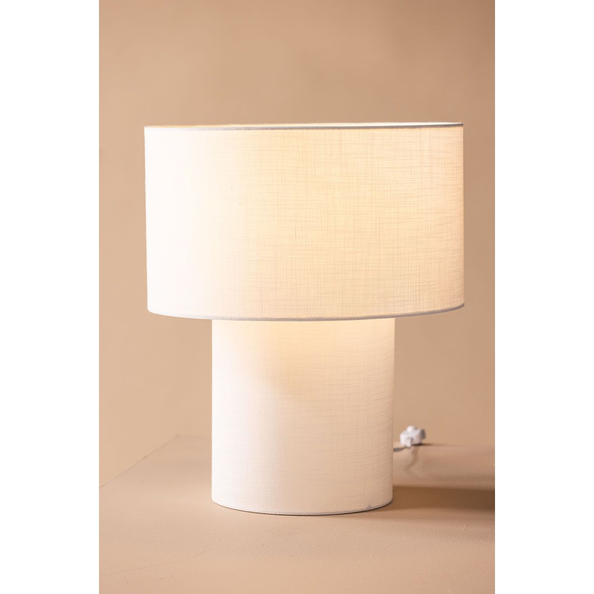 Bordslampa Venture Home Globia