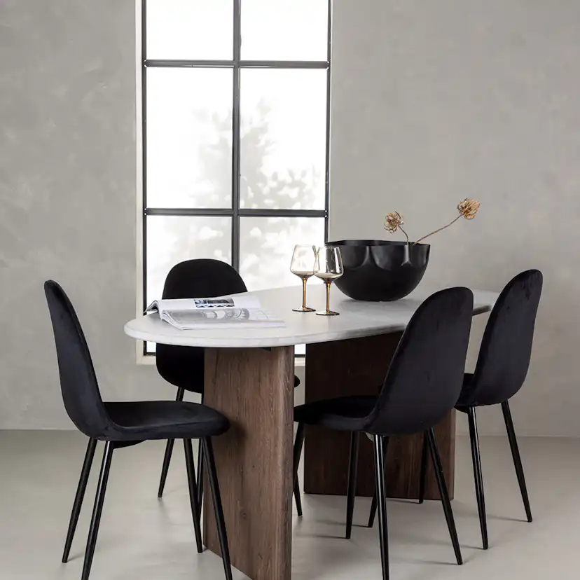 Matgrupp Venture Home Grönvik med 4 Polar Stolar