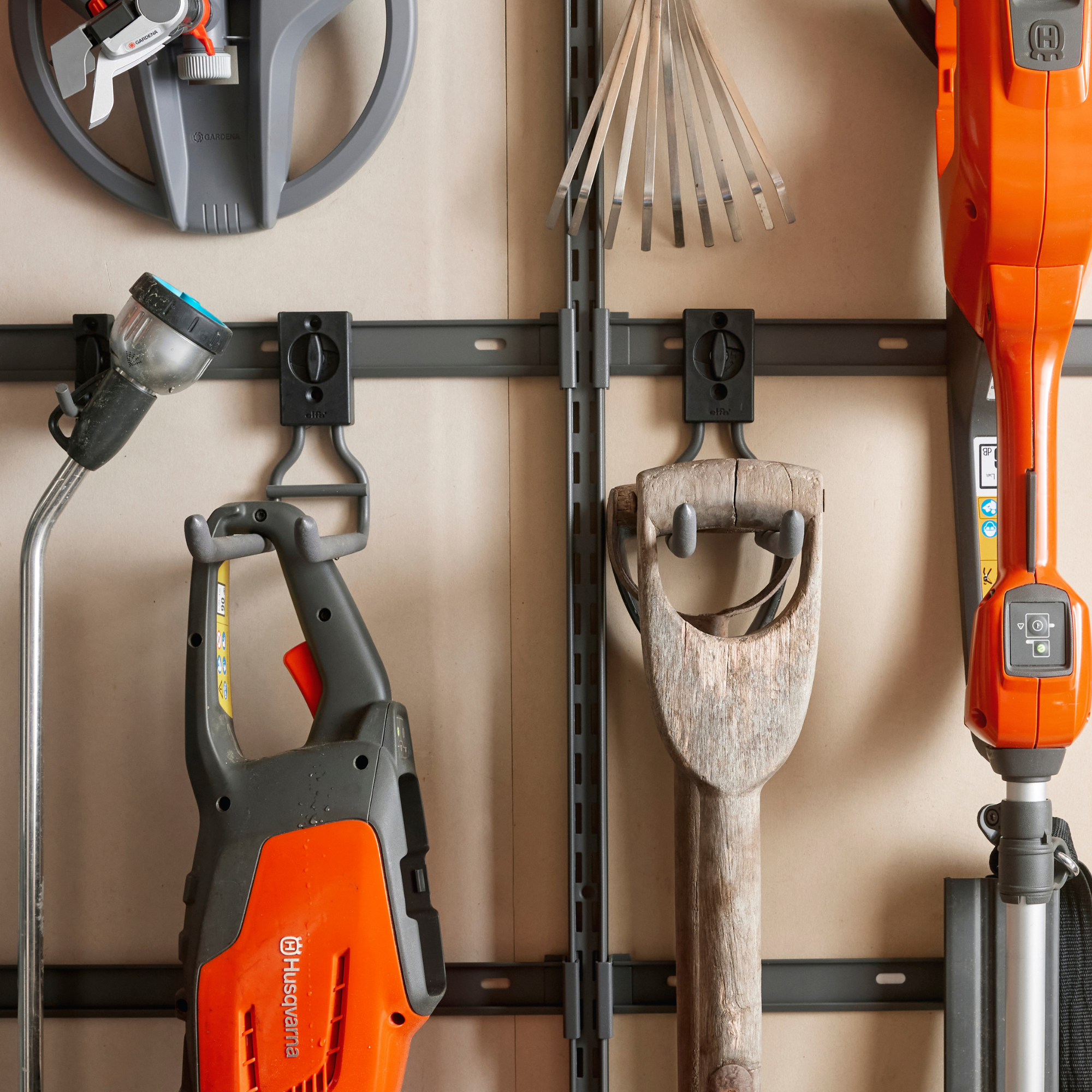 Familjeförvaring Elfa Ready Solution 1 Garage+  B: 1248 mm