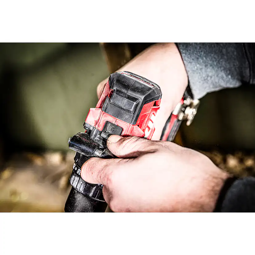 Slagborr/skruvdragare SKIL 3085 HB Batteridriven Kolborstfri