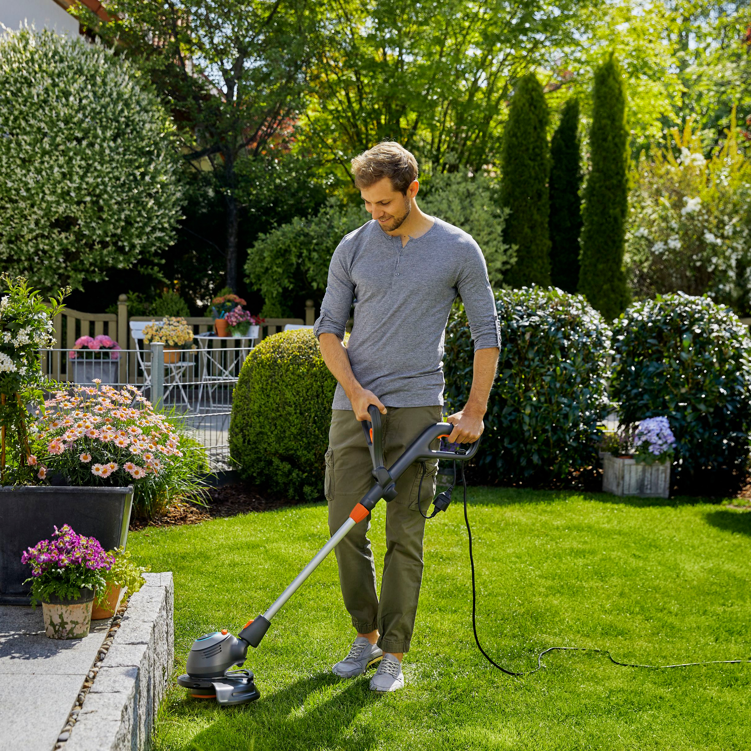 Grästrimmer Gardena Turbotrimmer PowerCut 650/28