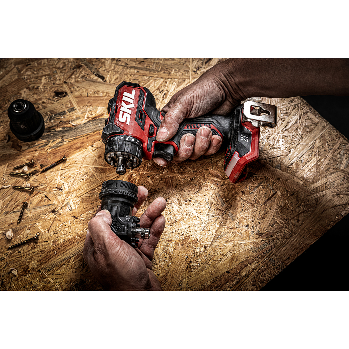 Borrmaskin SKIL 3066HC Compact Batteridriven Kolborstfri med Tillbehörssats