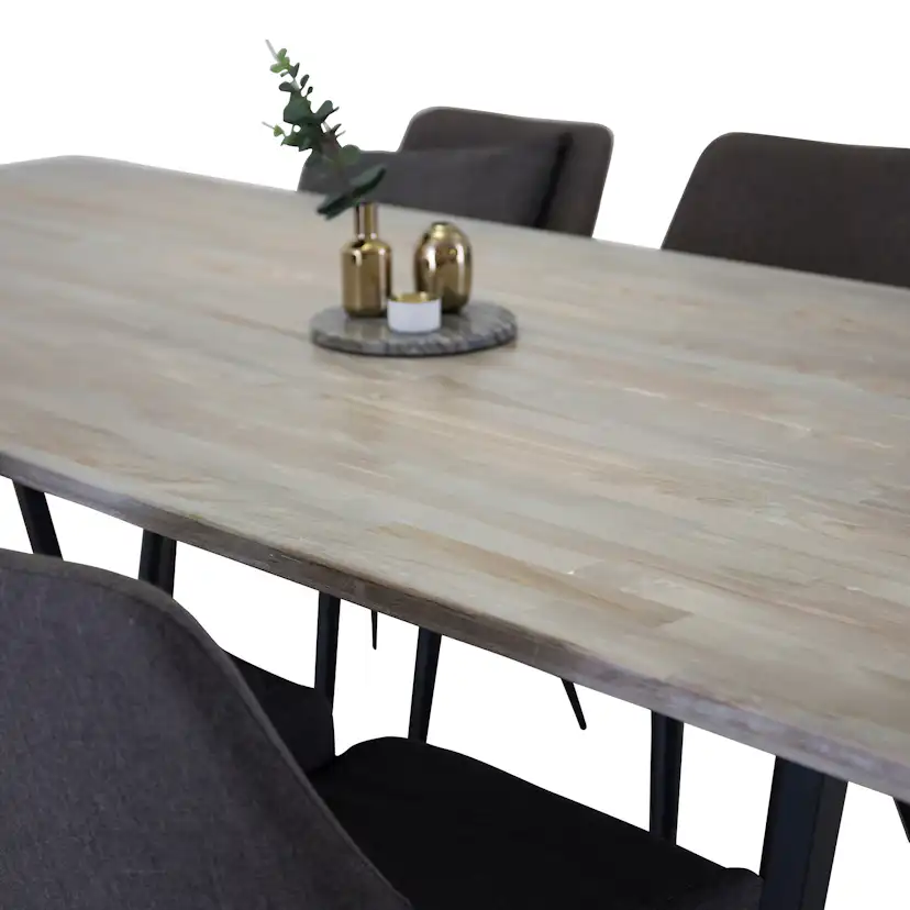 Matgrupp Venture Home Jenni med Plake Stolar