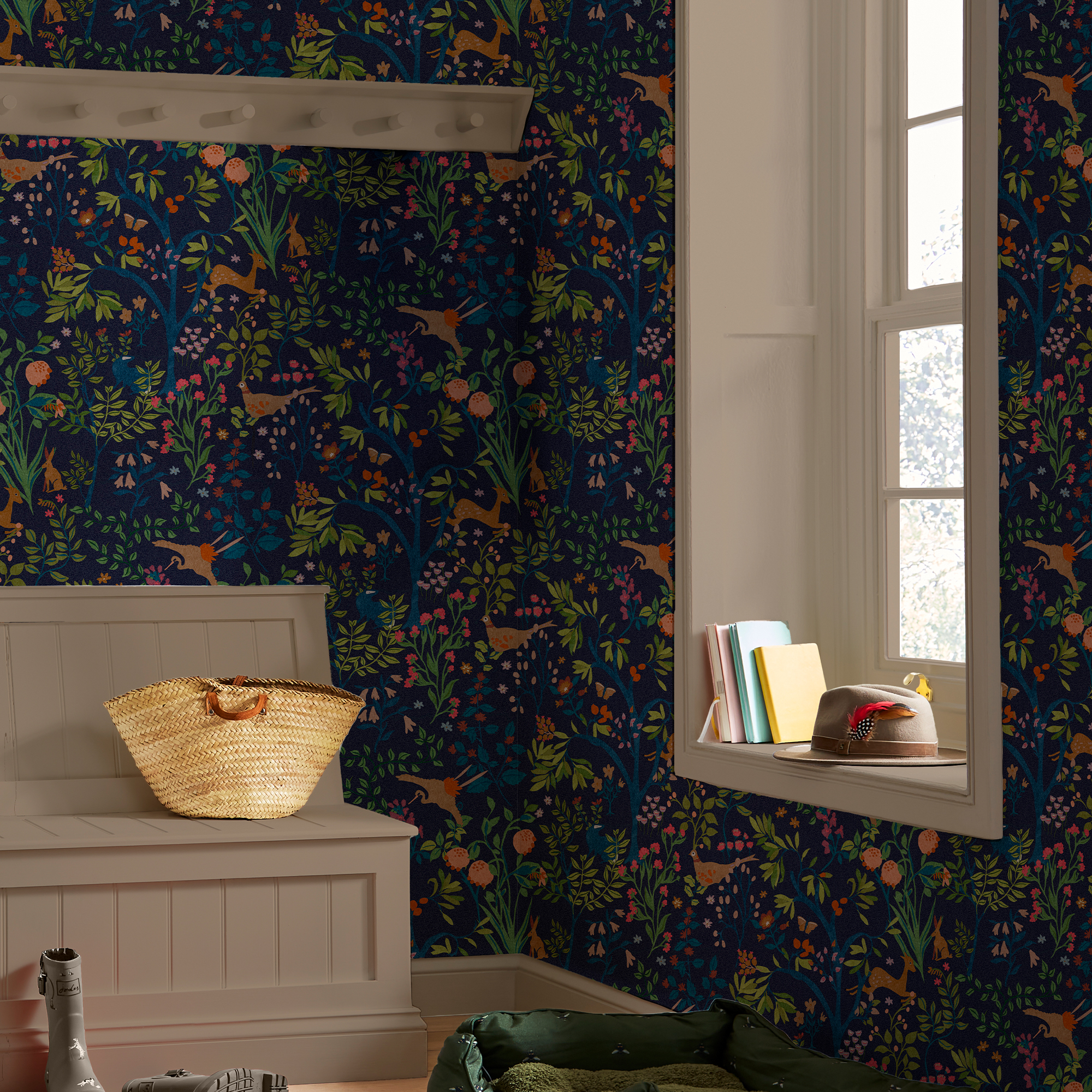 Tapet Joules Enchanted Träland Navy 120872