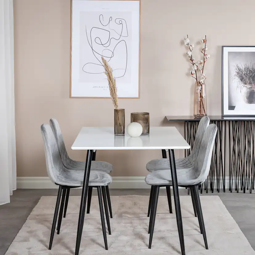 Matgrupp Venture Home Pobbie med 4 Phoi Stolar Sammet