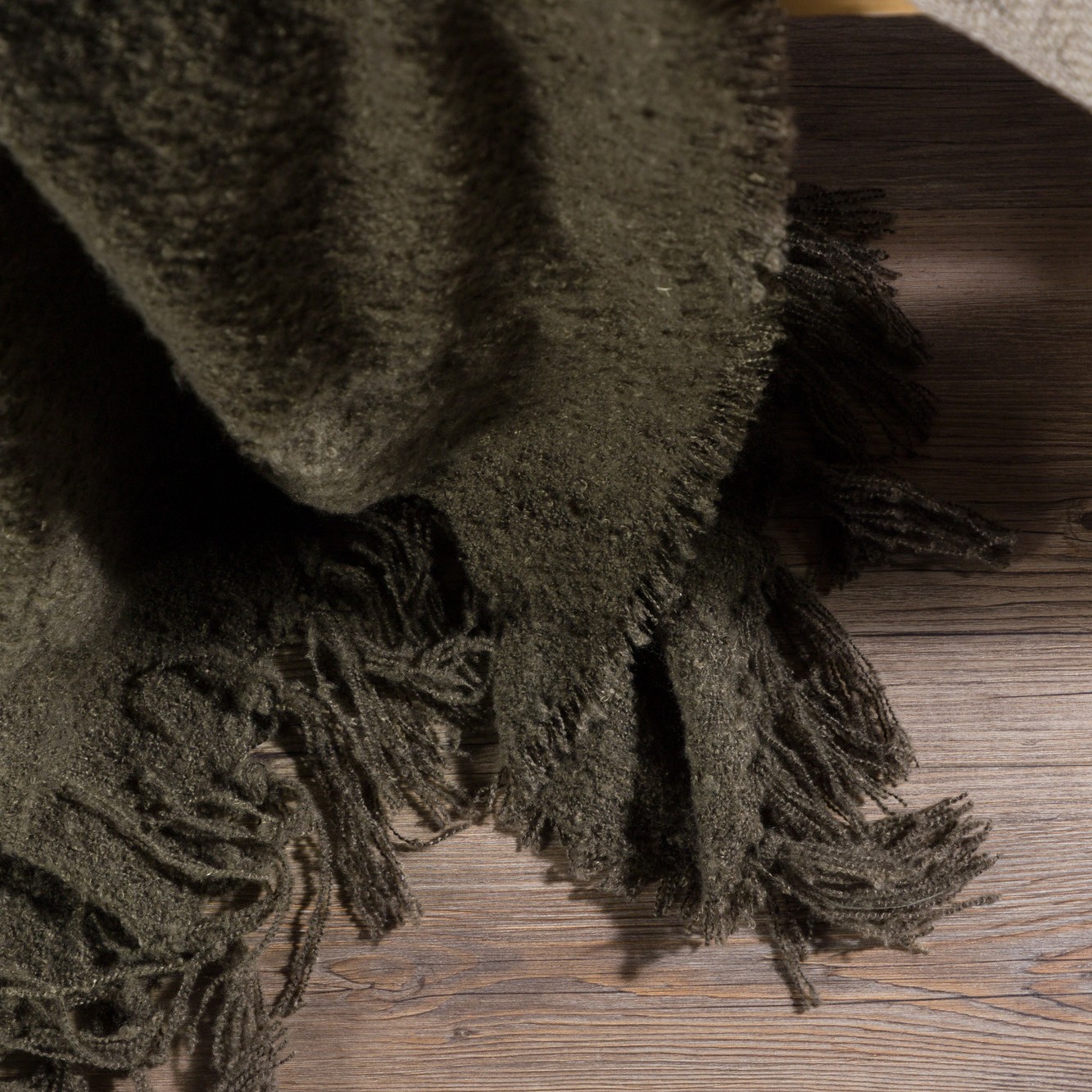 Stanly Throw poly/ribbon/tassels - Grey / - 130*170 Grön