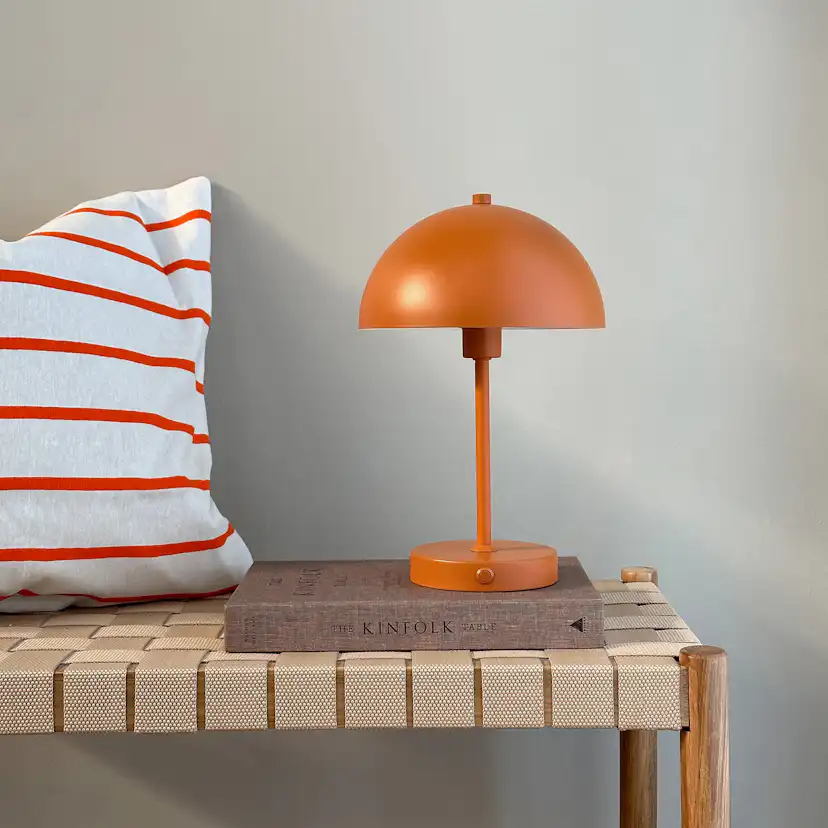 Portabel Bordslampa Dyberg Larsen Stockholm LED Uppladdningsbar