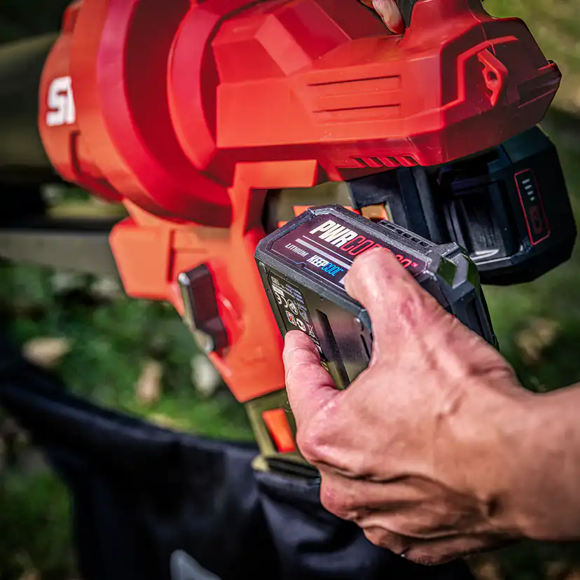 Lövblås/-Sug SKIL 0350 BA Kolborstfri Batteridriven