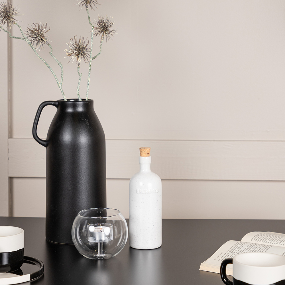 Matgrupp Venture Home Tempe med 2 Baltimore Stolar