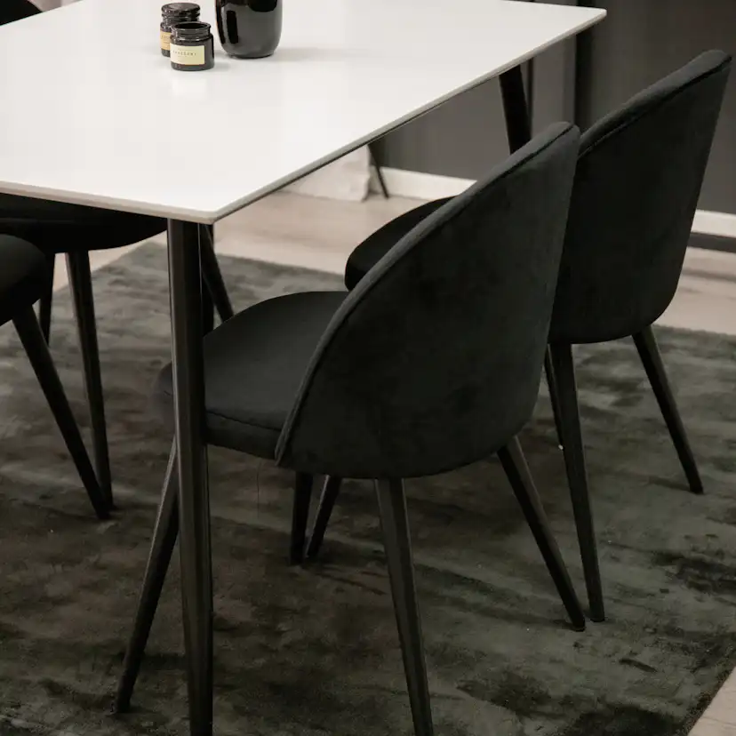 Matgrupp Venture Home Pobbie med 4 Stolar Valentina Sammet