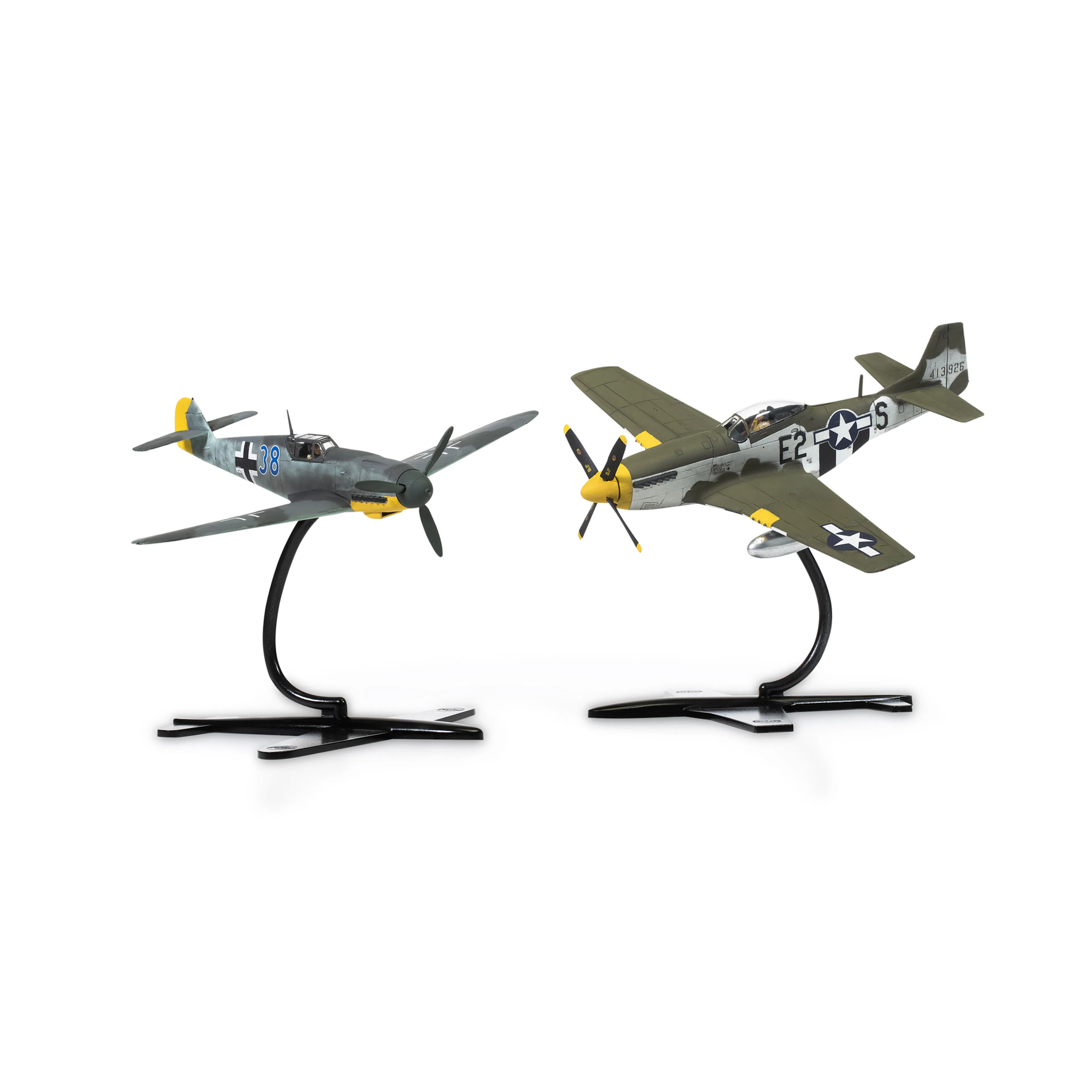 Modellbyggsats Airfix 1:72 P-51D Mustang vs Bf109F-4 Dogfight Double