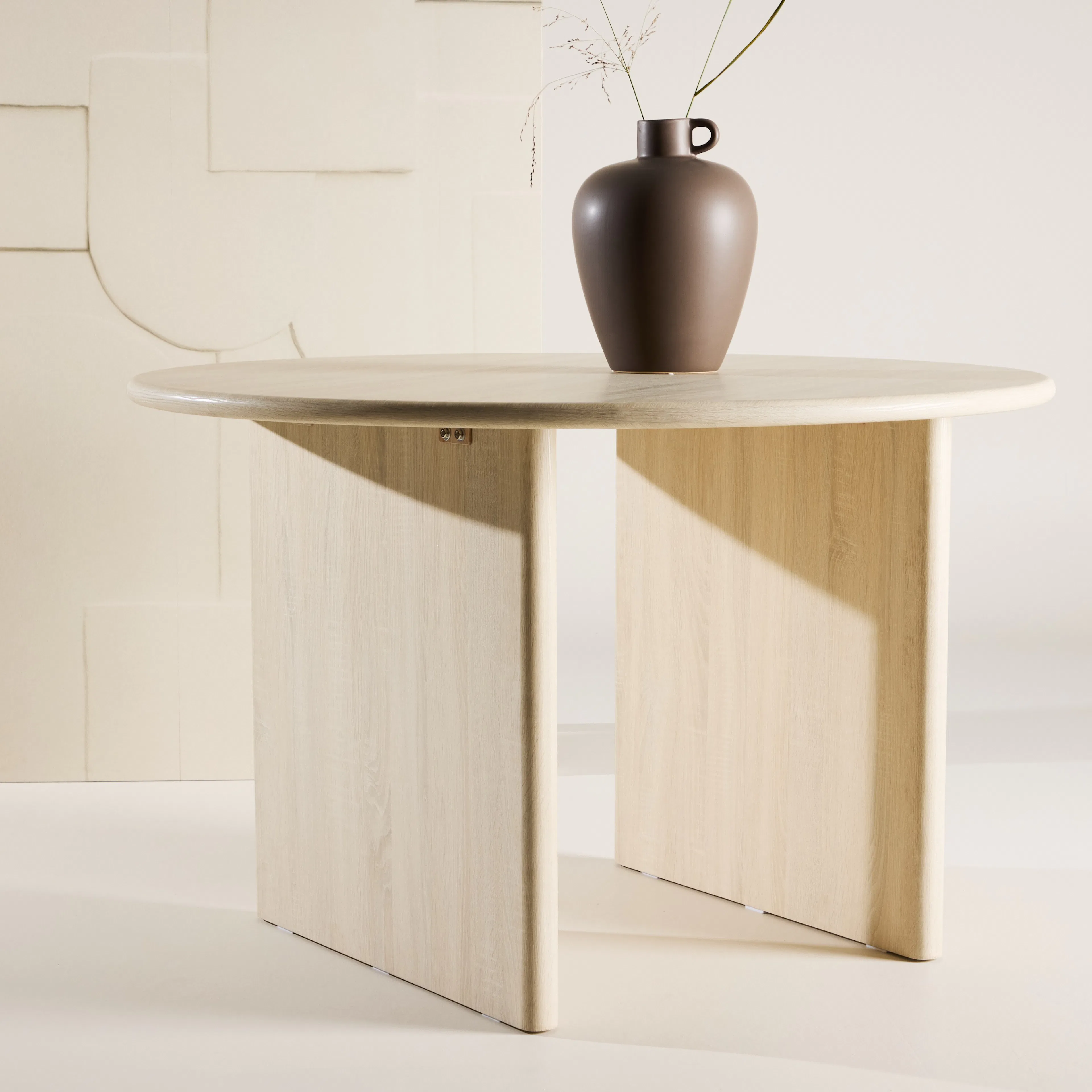 Björholmen Dining Table ⌀120 - Whitewash / FSC 100% Brun