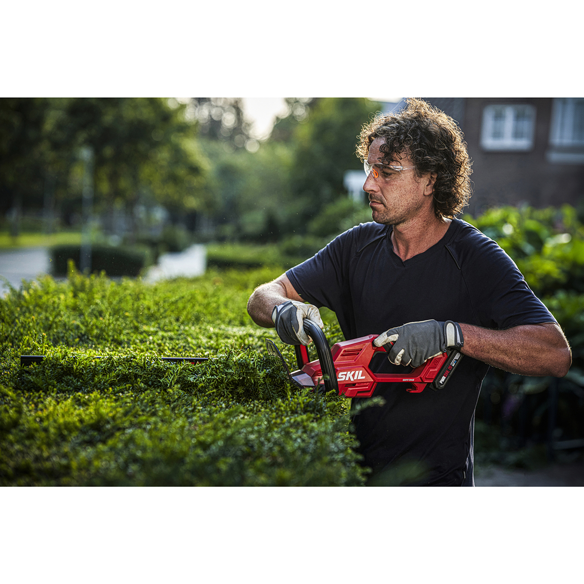 Häcksax SKIL 0440 CA Kolborstfri Batteridriven