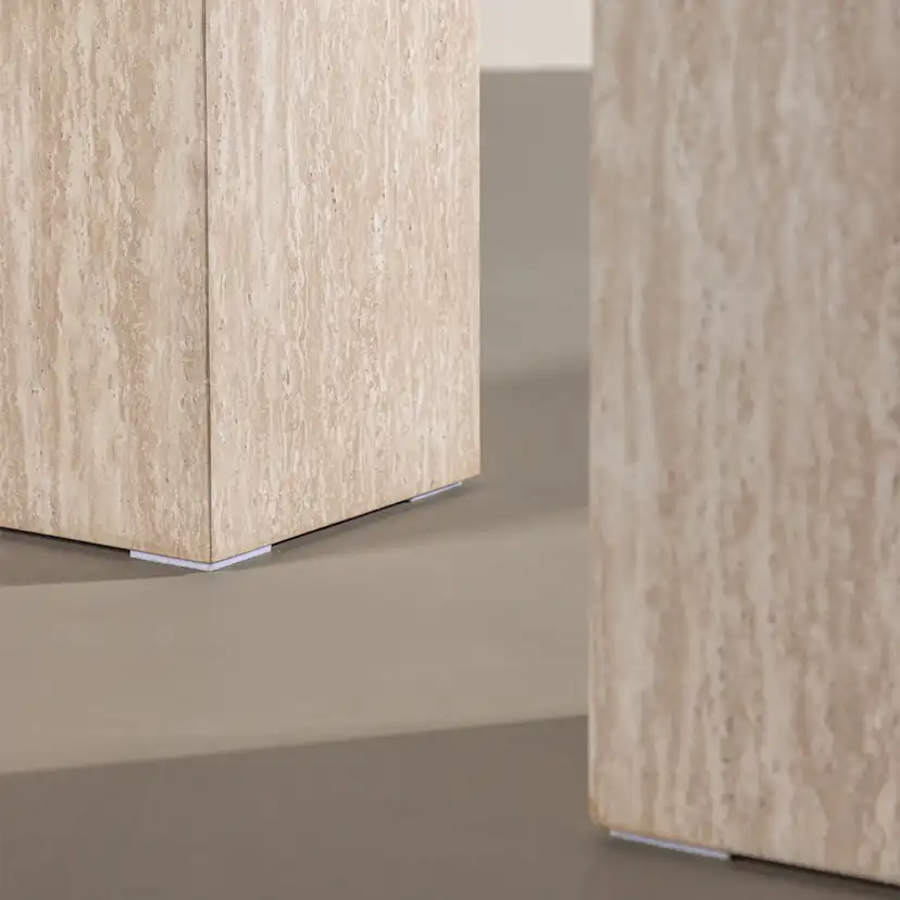 Piedestal Vind Ramsvik Travertine 65 cm