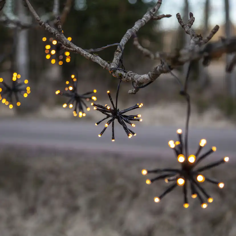 Ljusslinga Star Trading Flower Curtain 10L LED Utebelysning Svart 4m