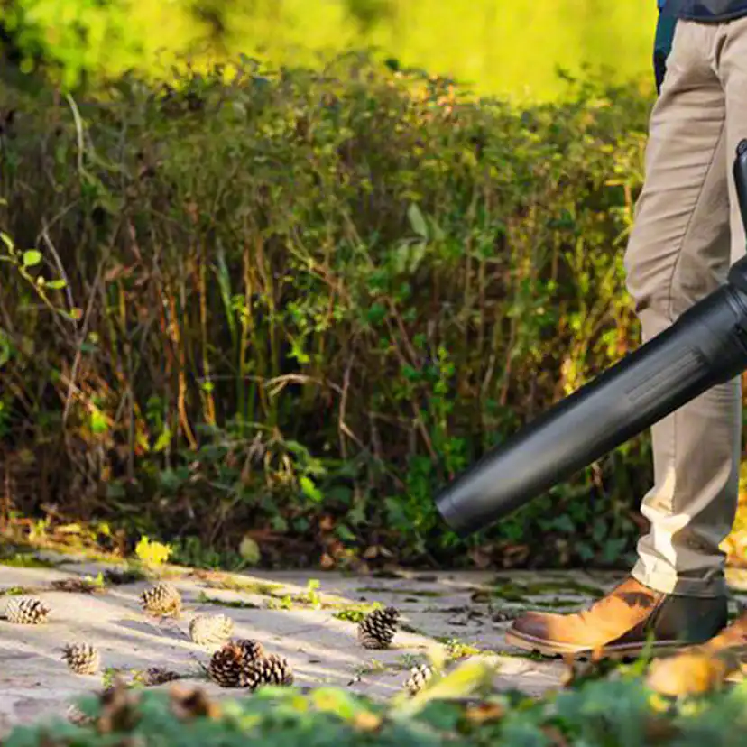 Lövblås Bosch Power Tools Advleafblower 36-750 Solo