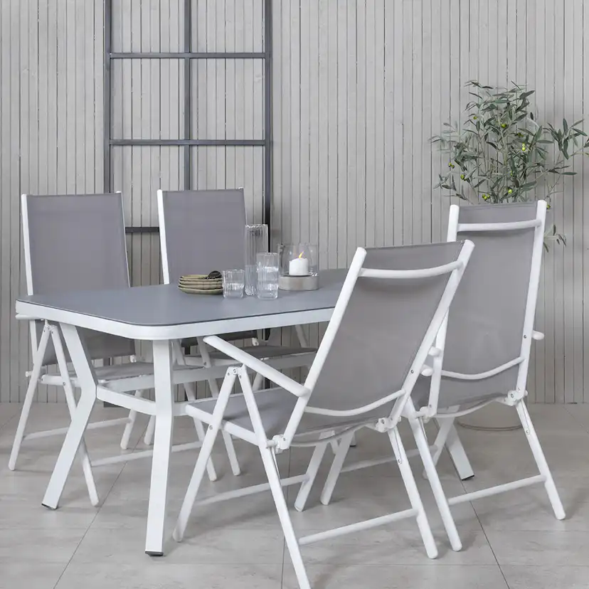 Matgrupp Venture Home Vyn med 4 Bend Matstolar