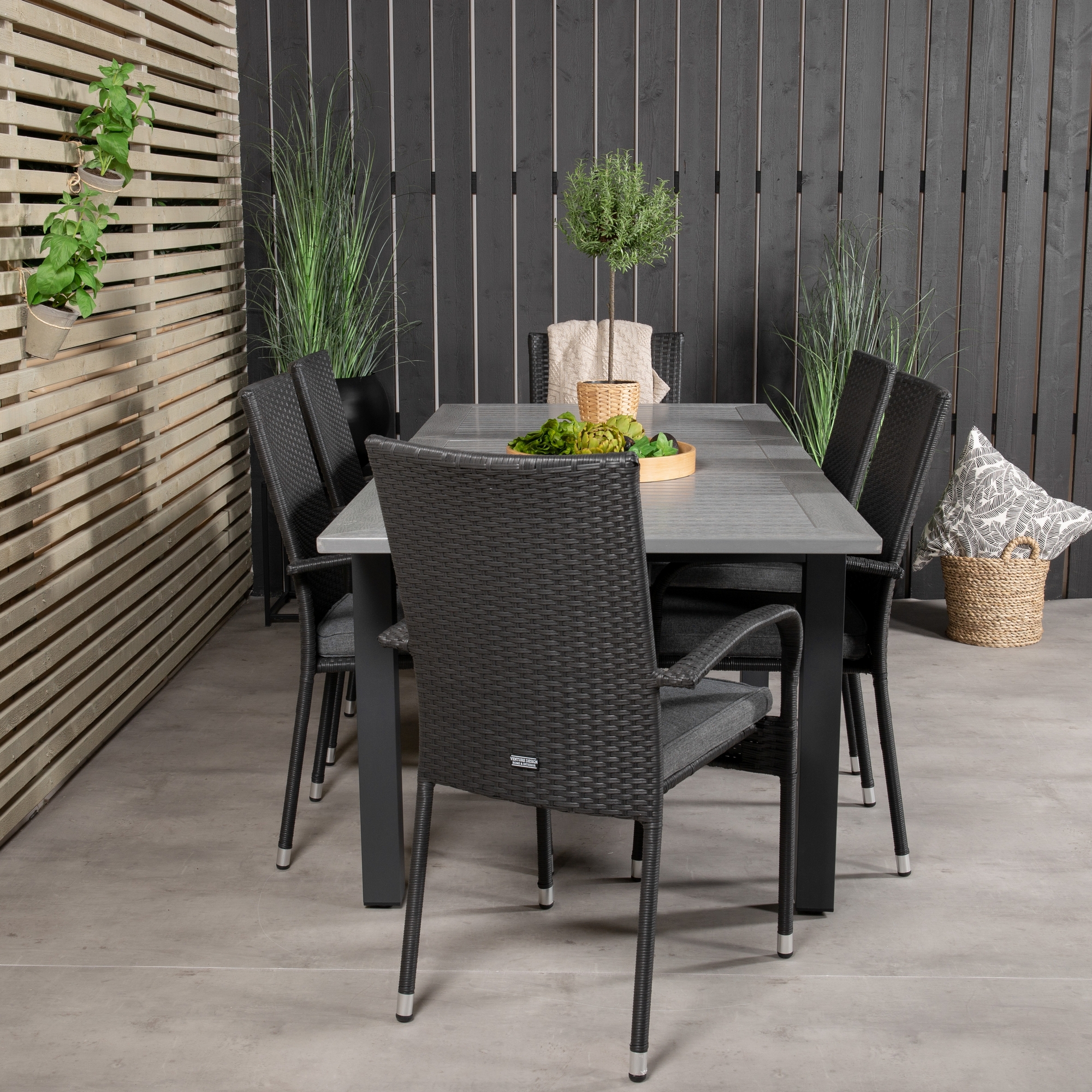 Albany Dining Table 160/240*100 - Svart Alu / Grey Aintwood+ Svart/Grå