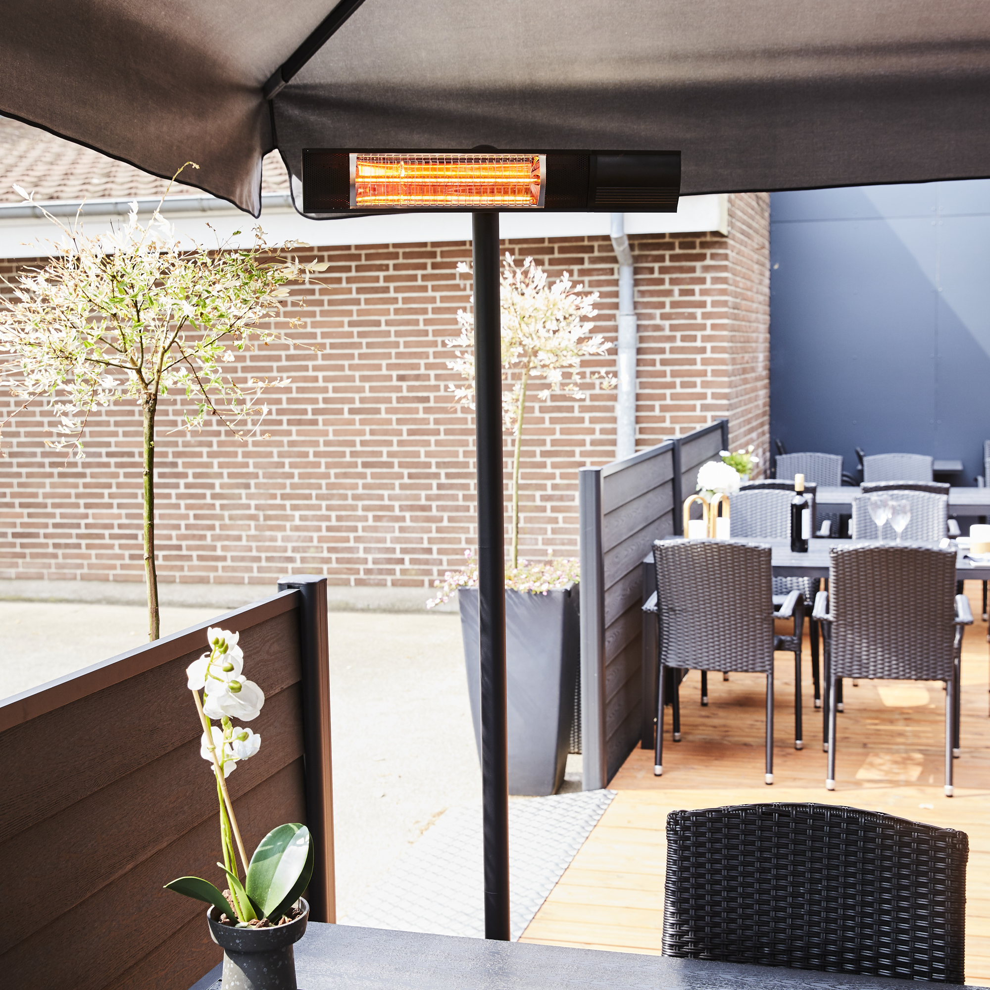HORTUS Terrassvärmare golvmodell 500/1000/1500 W, GT, med fj Svart