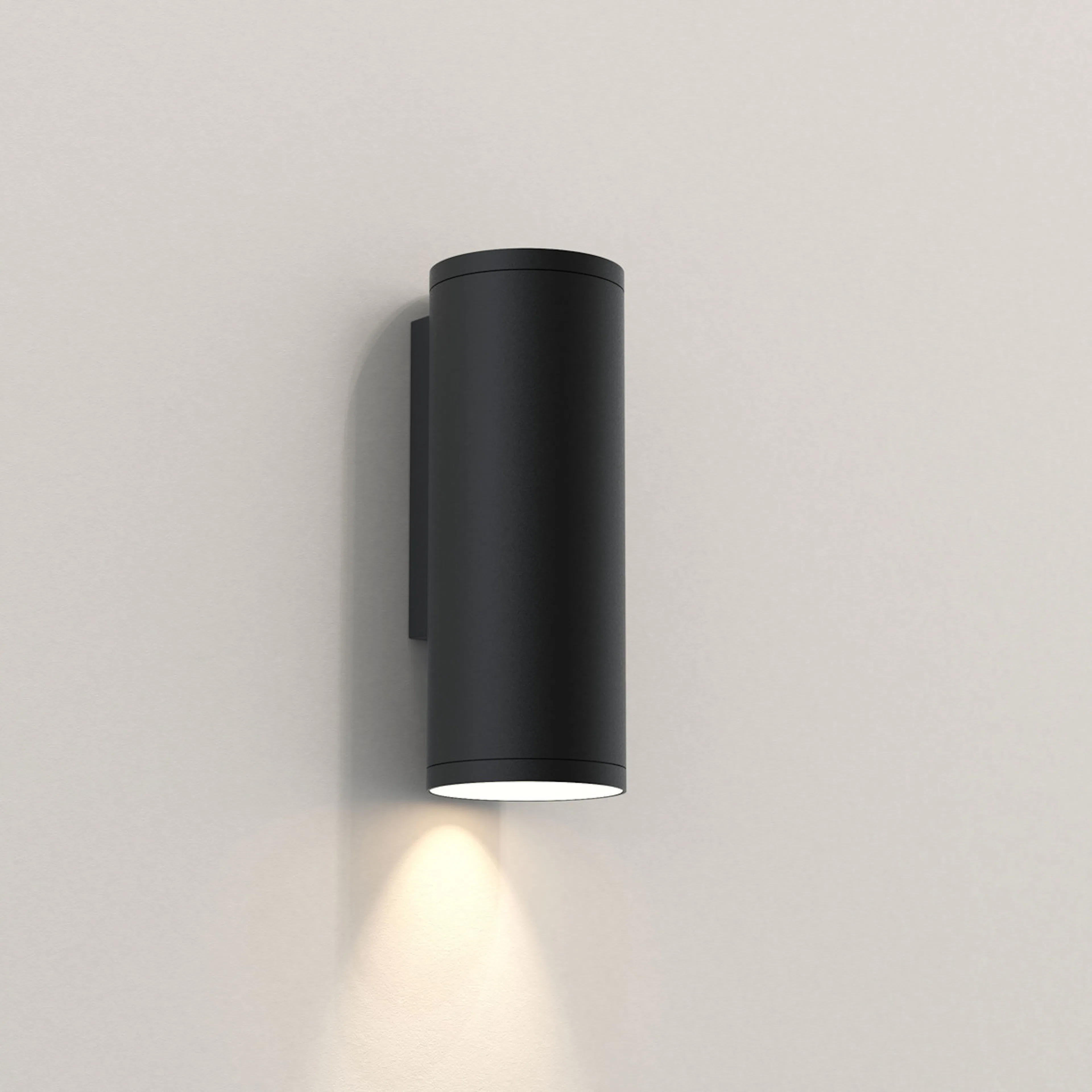 Vägglampa Astro Ava 200 Svart