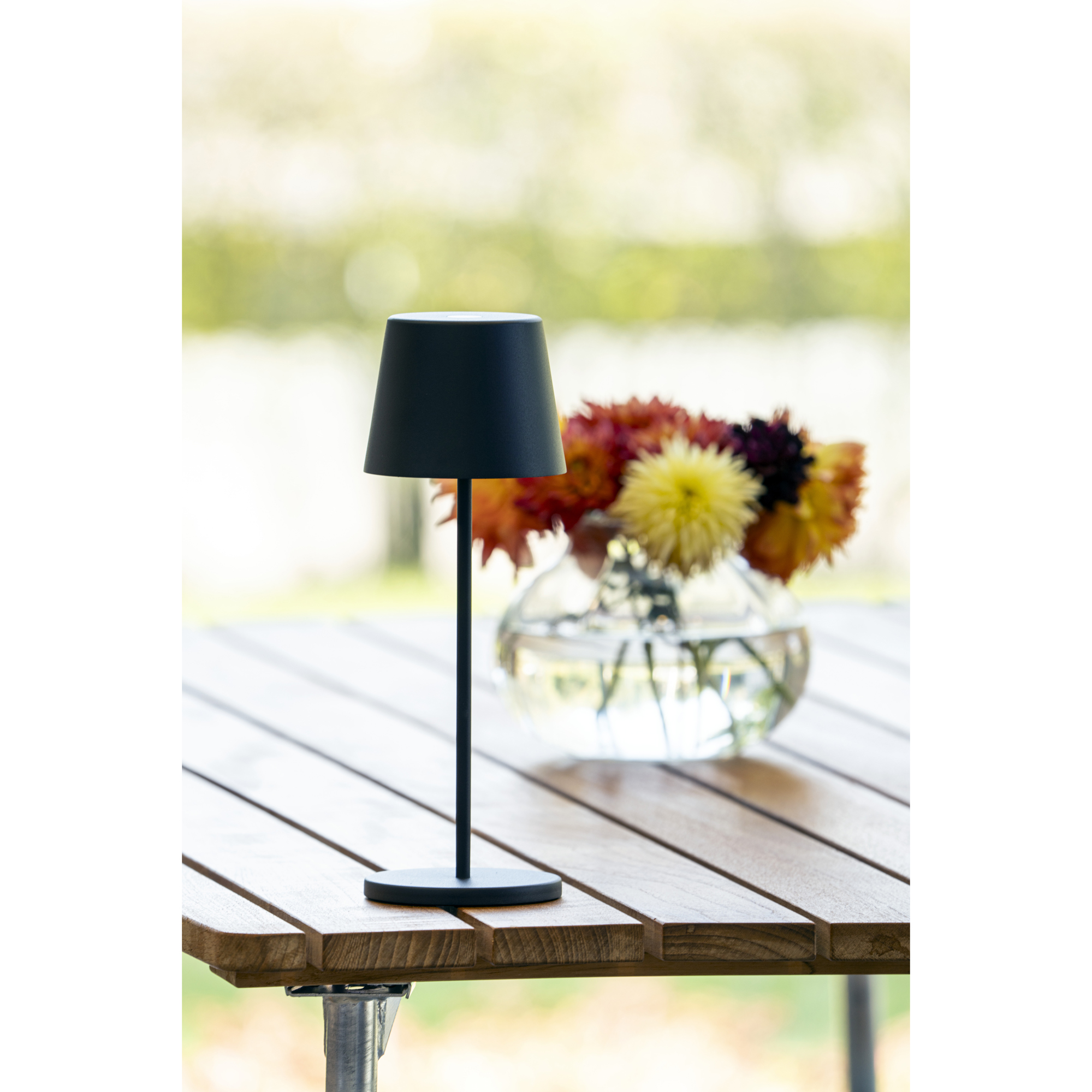 Bordslampa Gnosjö Konstsmide Vence USB Portabel