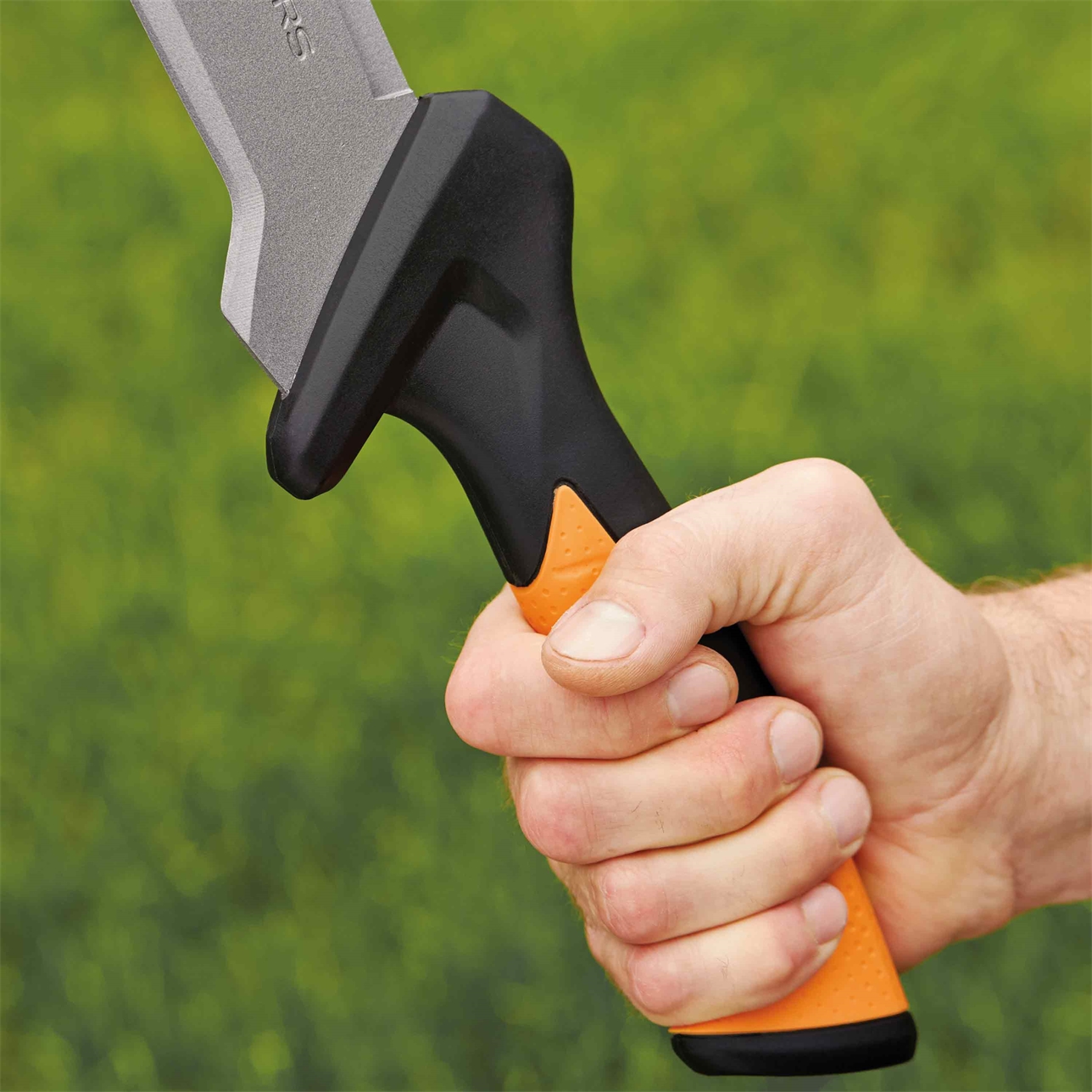 Machete Fiskars Solid