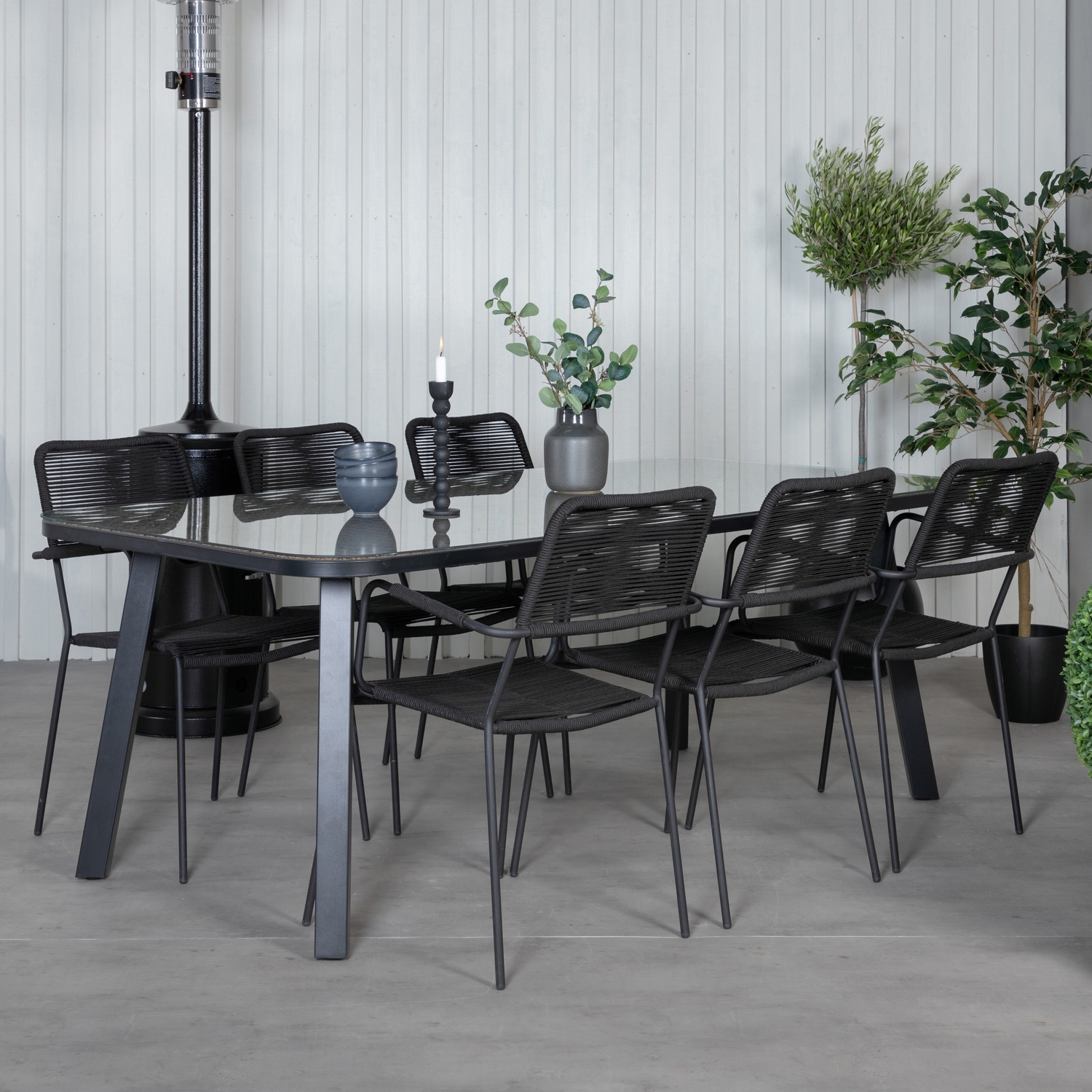 Paola Dining Table - Black Steel / Nature Wicker - 200*100+L Svart