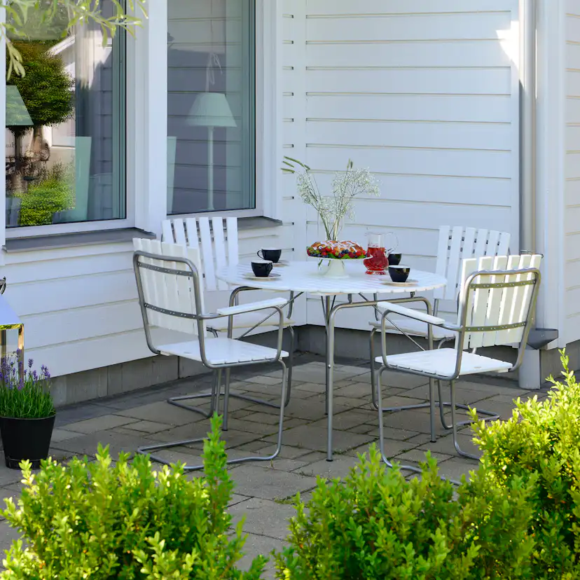 Utebord Hillerstorp Sandhamn